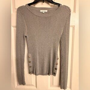 Hooked Up Sz Med Grey Ribbed Long Sleeve Top